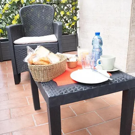 Alighieri 97 3* Bari